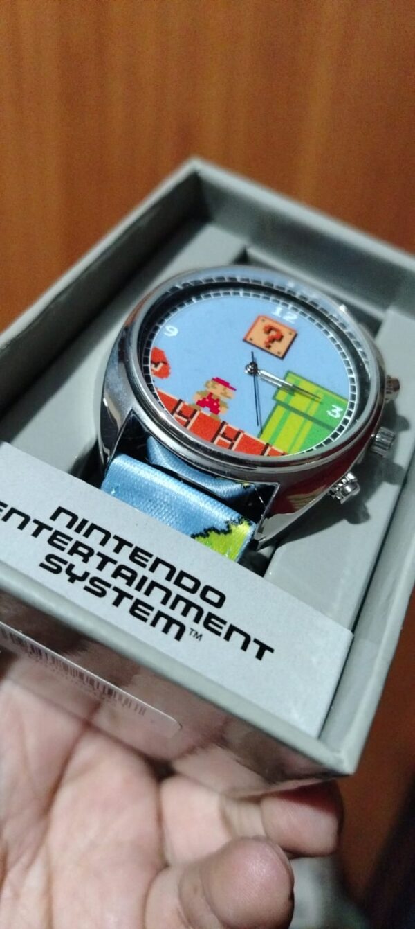 Reloj Nintendo 8 Bits Super Mario Bros TM 2018 (COLECCIÓN) - Imagen 2