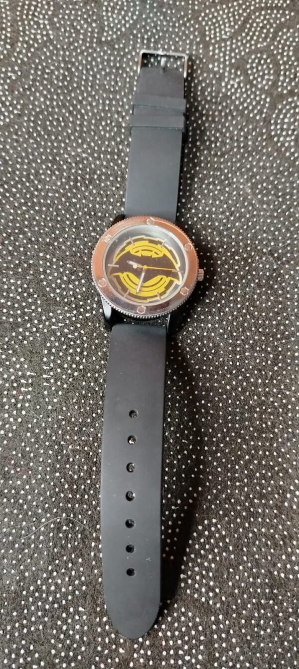 Reloj Batman vs Superman (DC COMIC) revisar detalle en la manilla - Imagen 9